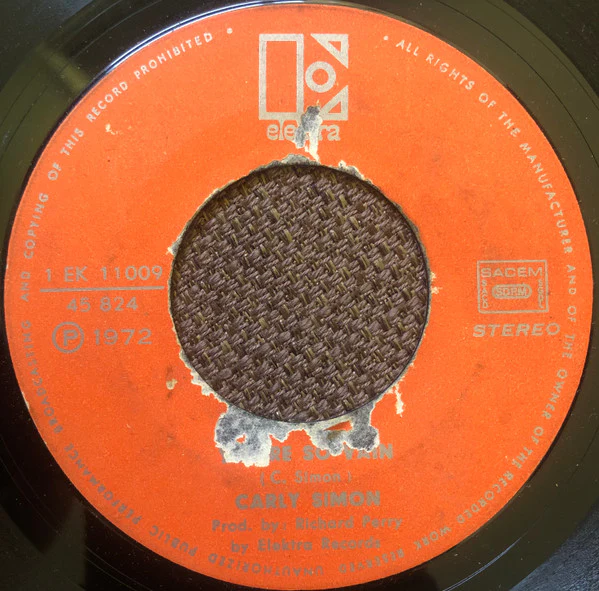 Carly Simon - You're So Vain / His Friends Are More Than Fond Of Robin (7", Single)