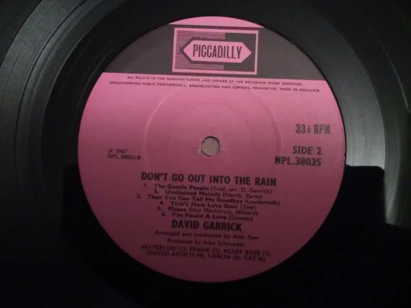 David Garrick - Don't Go Out Into The Rain (LP, Mono) - Image 4