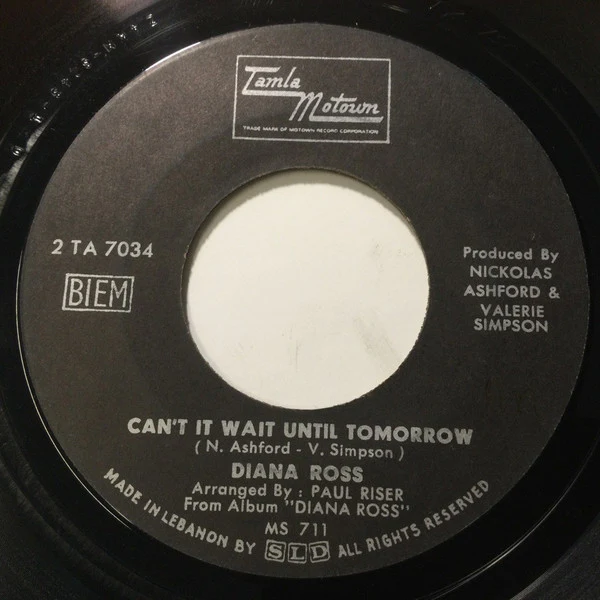 Diana Ross - Ain't No Mountain High Enough / Can't It Wait Until Tomorrow (7", Single) - Image 2