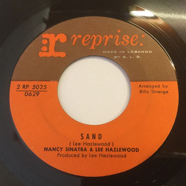 Nancy Sinatra & Lee Hazlewood - Lady Bird / Sand (7", Single) - Image 2