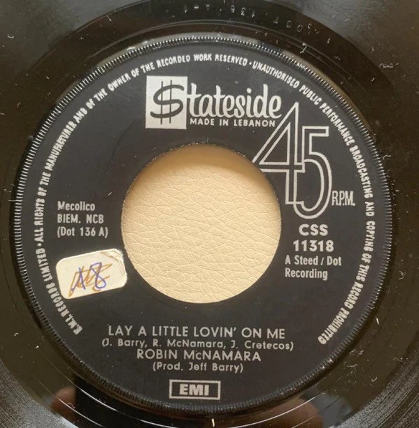 Robin McNamara - Lay A Little Lovin' On Me / I'll Tell You Tomorrow (7", Single)
